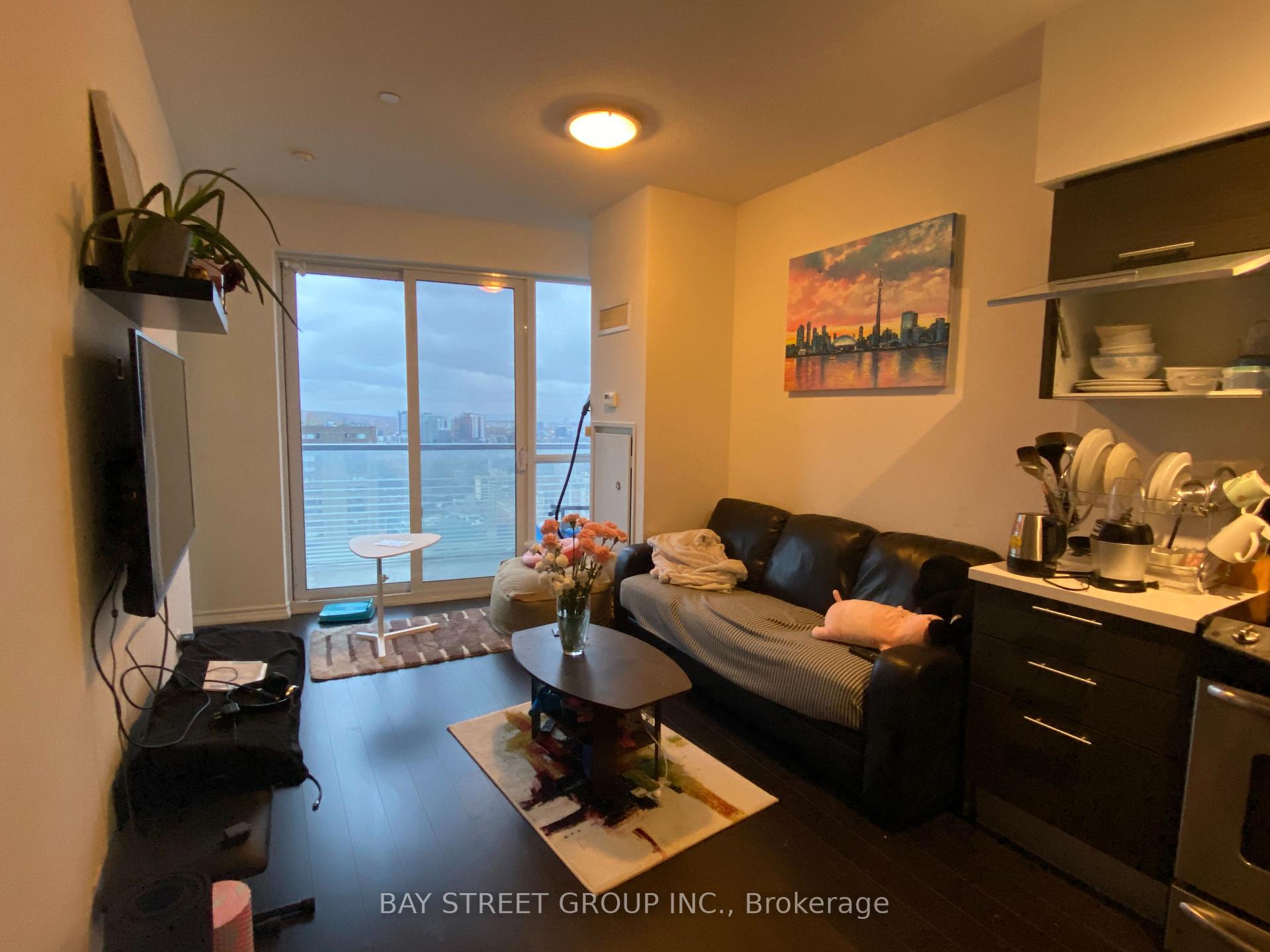Photo 5 of Unit 3104, 386 Yonge Street, Toronto, Bay Street Corridor — HOMEH
