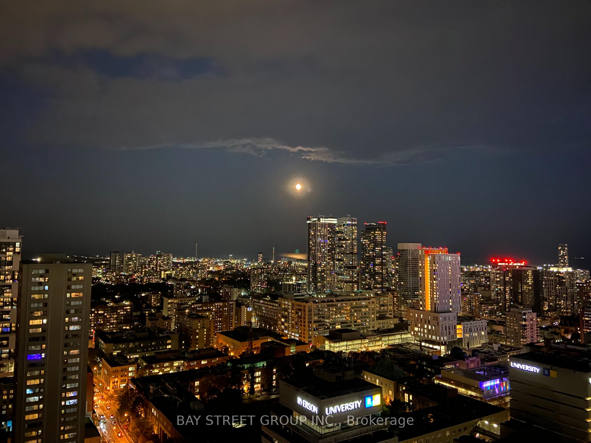 Photo 10 of Unit 3104, 386 Yonge Street, Toronto, Bay Street Corridor — HOMEH