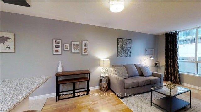 Photo 2 of Unit 722, 168 Simcoe Street, Toronto, Waterfront Communities — HOMEH