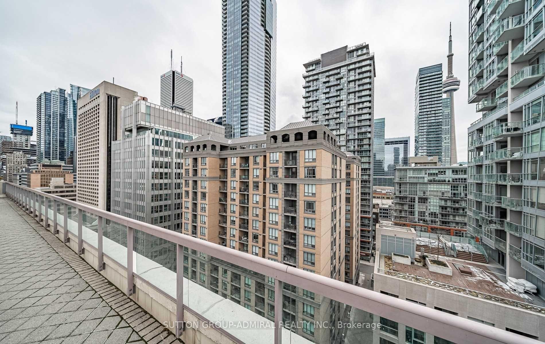 Photo 12 of Unit 722, 168 Simcoe Street, Toronto, Waterfront Communities — HOMEH