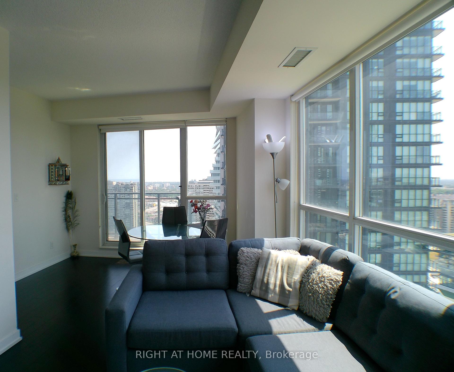 Photo 6 of Unit 2202, 510 Curran Place, Mississauga, Creditview — HOMEH