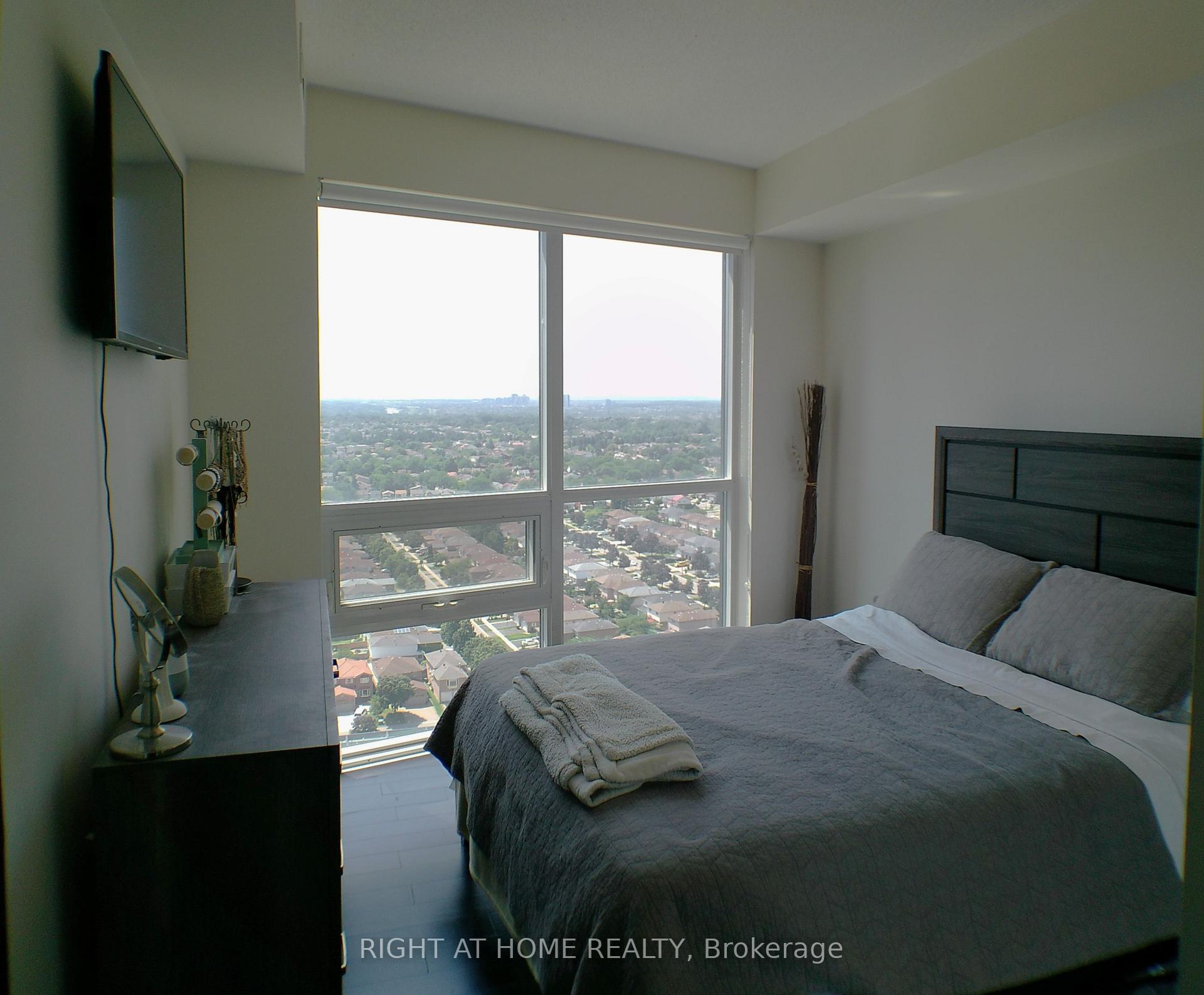 Photo 8 of Unit 2202, 510 Curran Place, Mississauga, Creditview — HOMEH