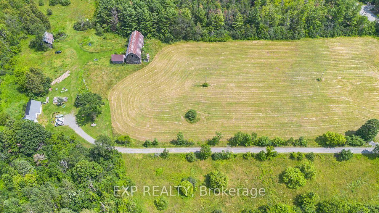 Photo 5 of 8037 Parkway Road, Ottawa, Osgoode Twp North of Reg Rd 6 — HOMEH