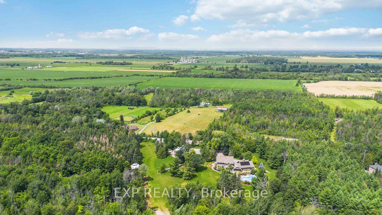 Photo 11 of 8037 Parkway Road, Ottawa, Osgoode Twp North of Reg Rd 6 — HOMEH