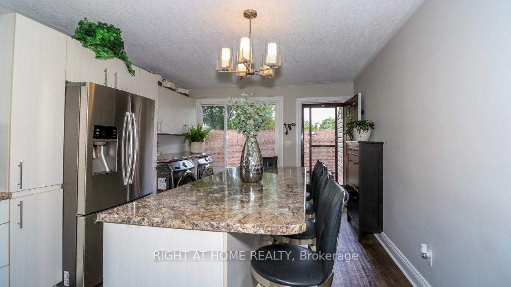 Photo 7 of Unit 201, 43 Olive Crescent, Orillia — HOMEH