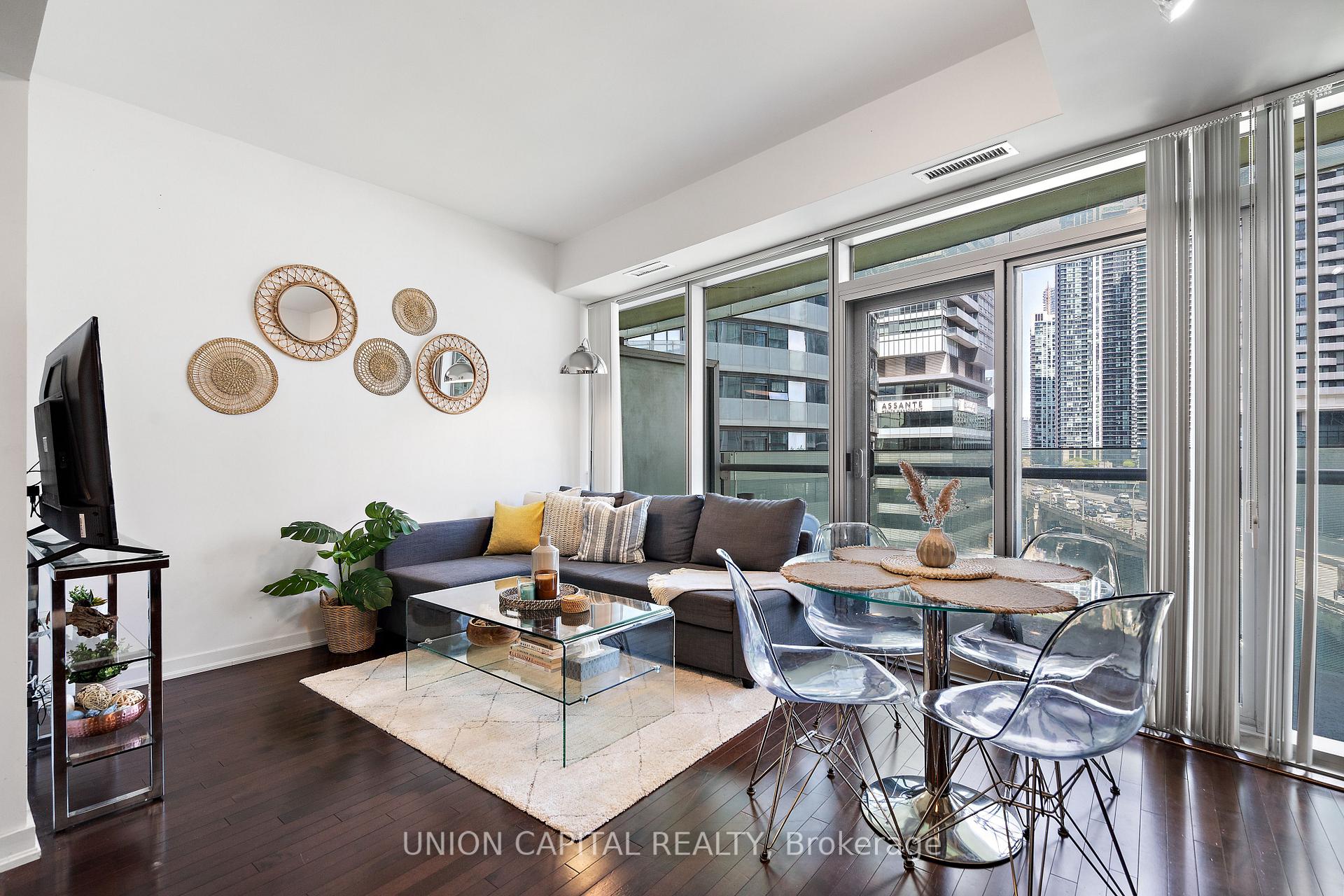 Front of Unit 501, 12 York Street
