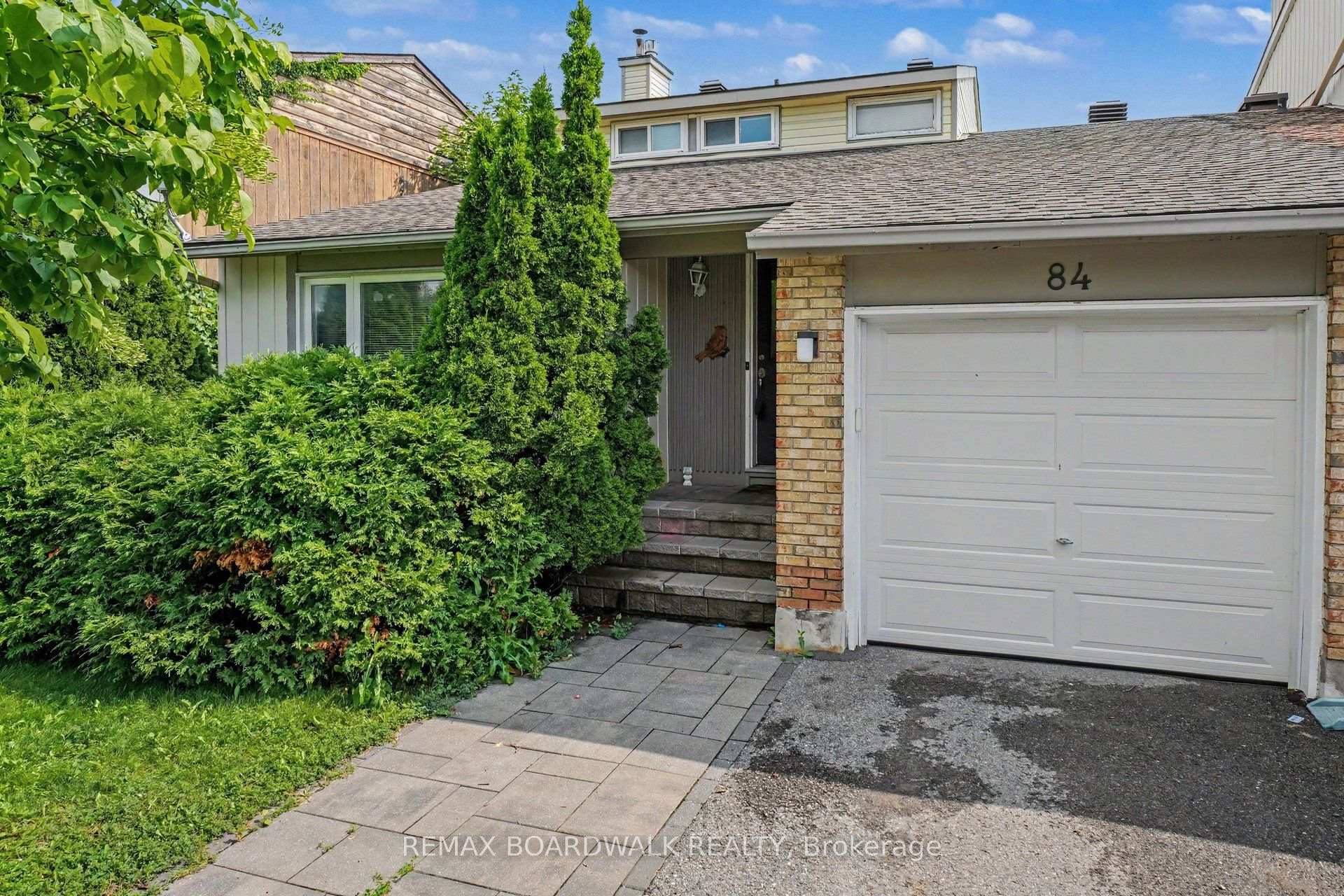 Photo 2 of 84 Sherway Drive, Ottawa, Barrhaven - Pheasant Run — HOMEH