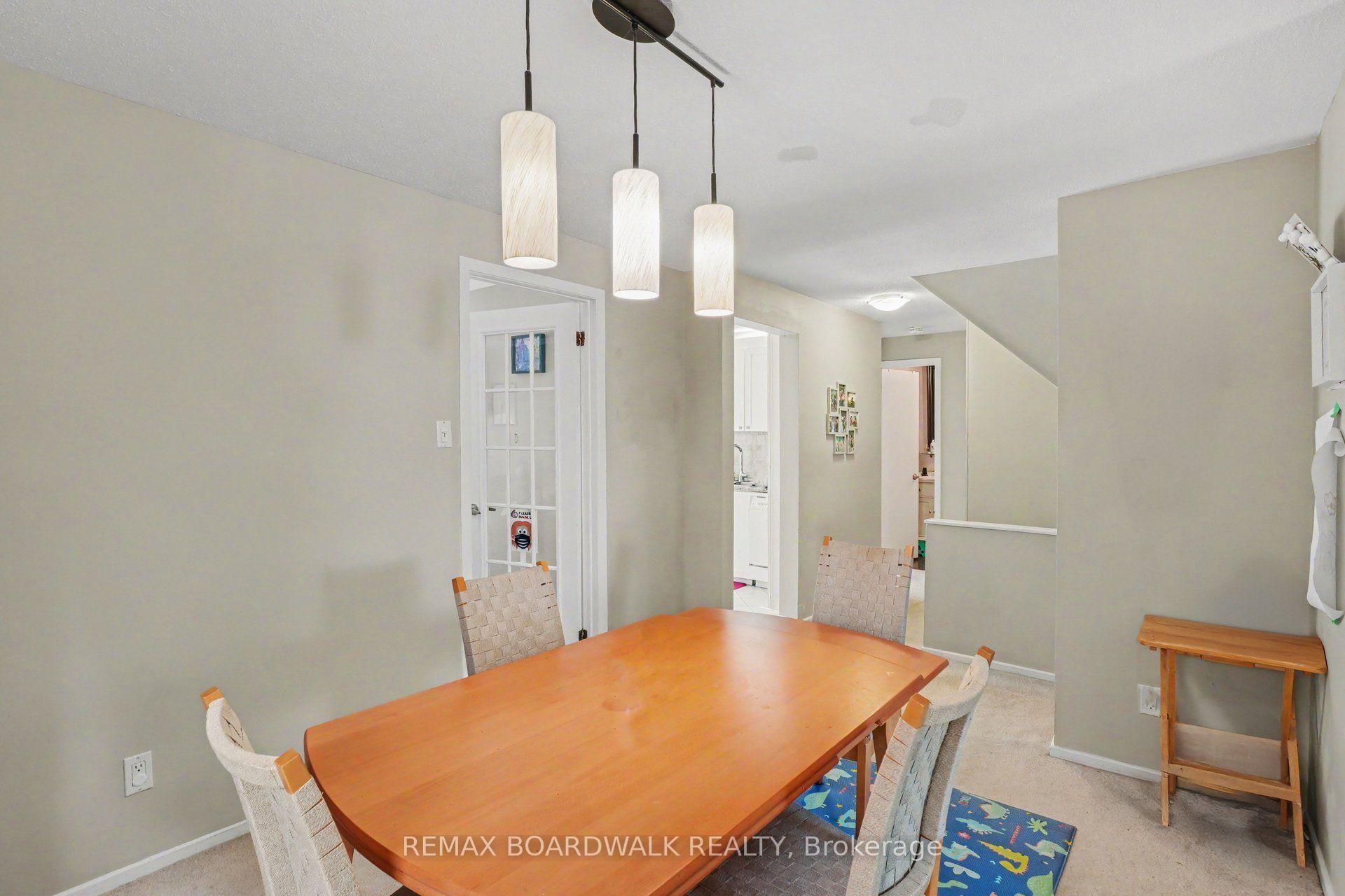 Photo 8 of 84 Sherway Drive, Ottawa, Barrhaven - Pheasant Run — HOMEH