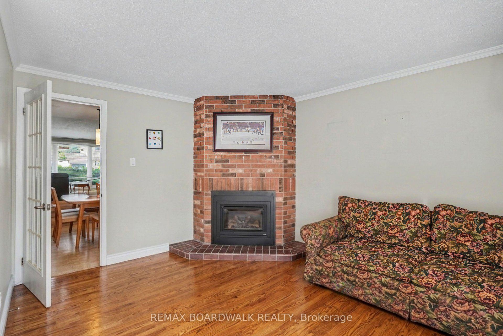 Photo 9 of 84 Sherway Drive, Ottawa, Barrhaven - Pheasant Run — HOMEH