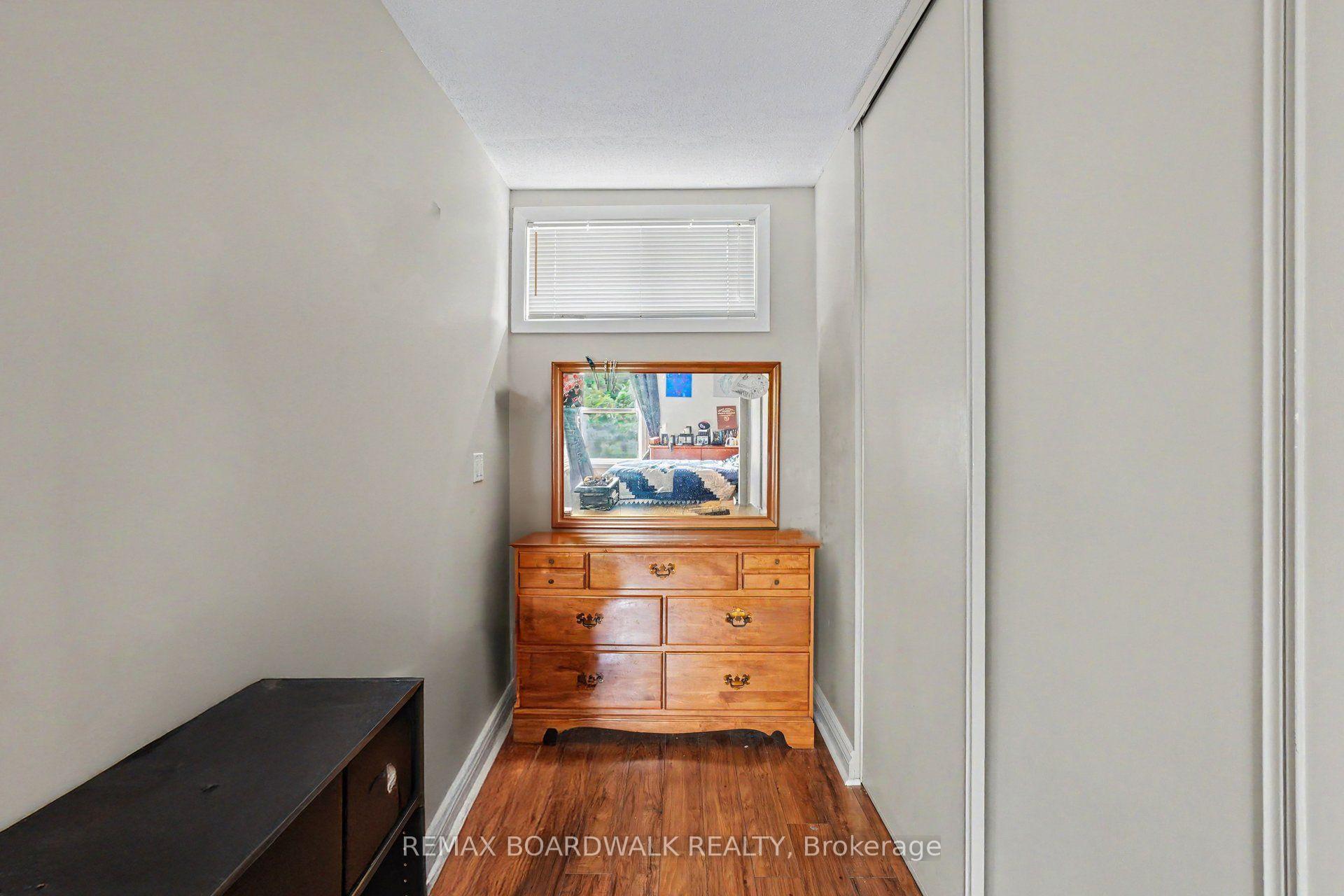 Photo 19 of 84 Sherway Drive, Ottawa, Barrhaven - Pheasant Run — HOMEH