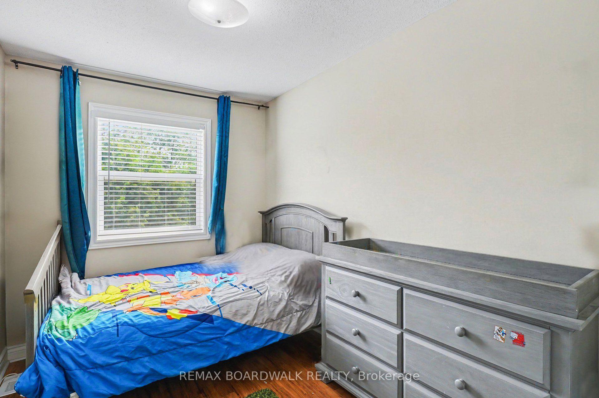 Photo 20 of 84 Sherway Drive, Ottawa, Barrhaven - Pheasant Run — HOMEH