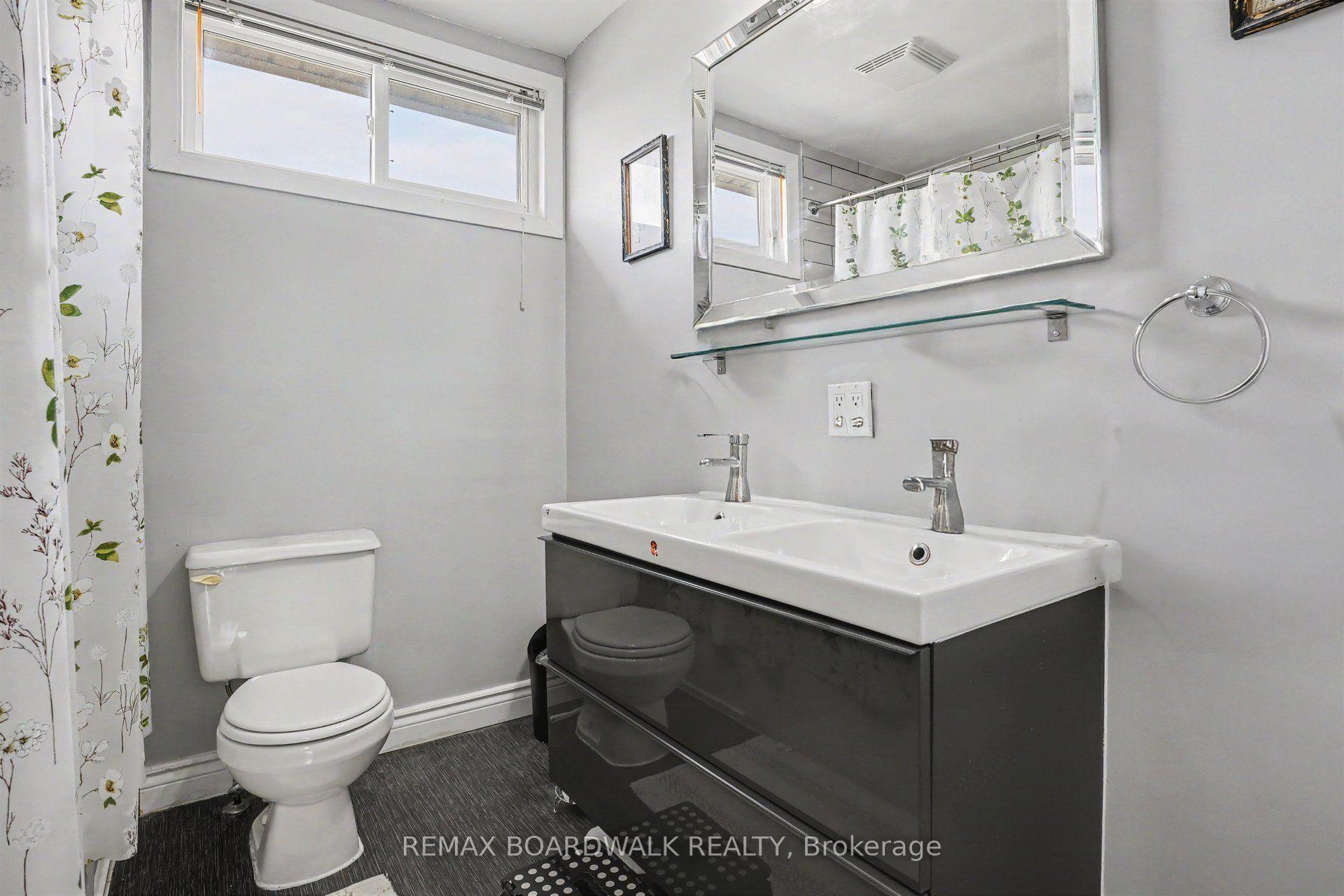 Photo 21 of 84 Sherway Drive, Ottawa, Barrhaven - Pheasant Run — HOMEH