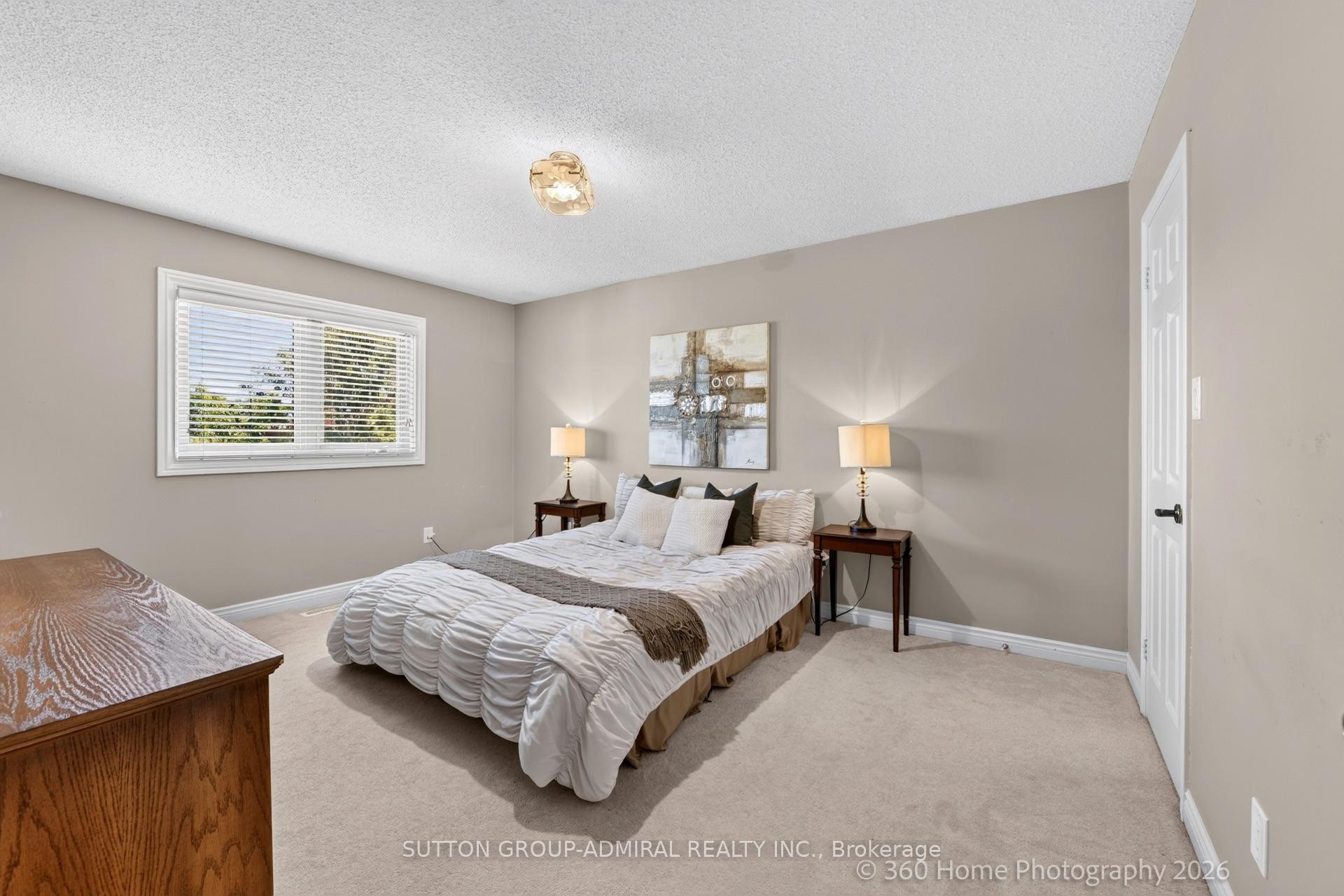 Photo 15 of 193 Wigwoss Drive, Vaughan, East Woodbridge — HOMEH