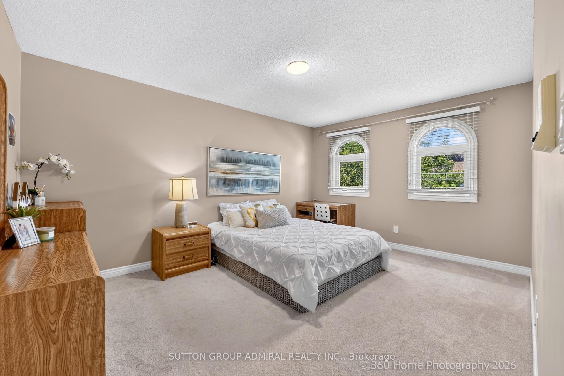 Photo 16 of 193 Wigwoss Drive, Vaughan, East Woodbridge — HOMEH