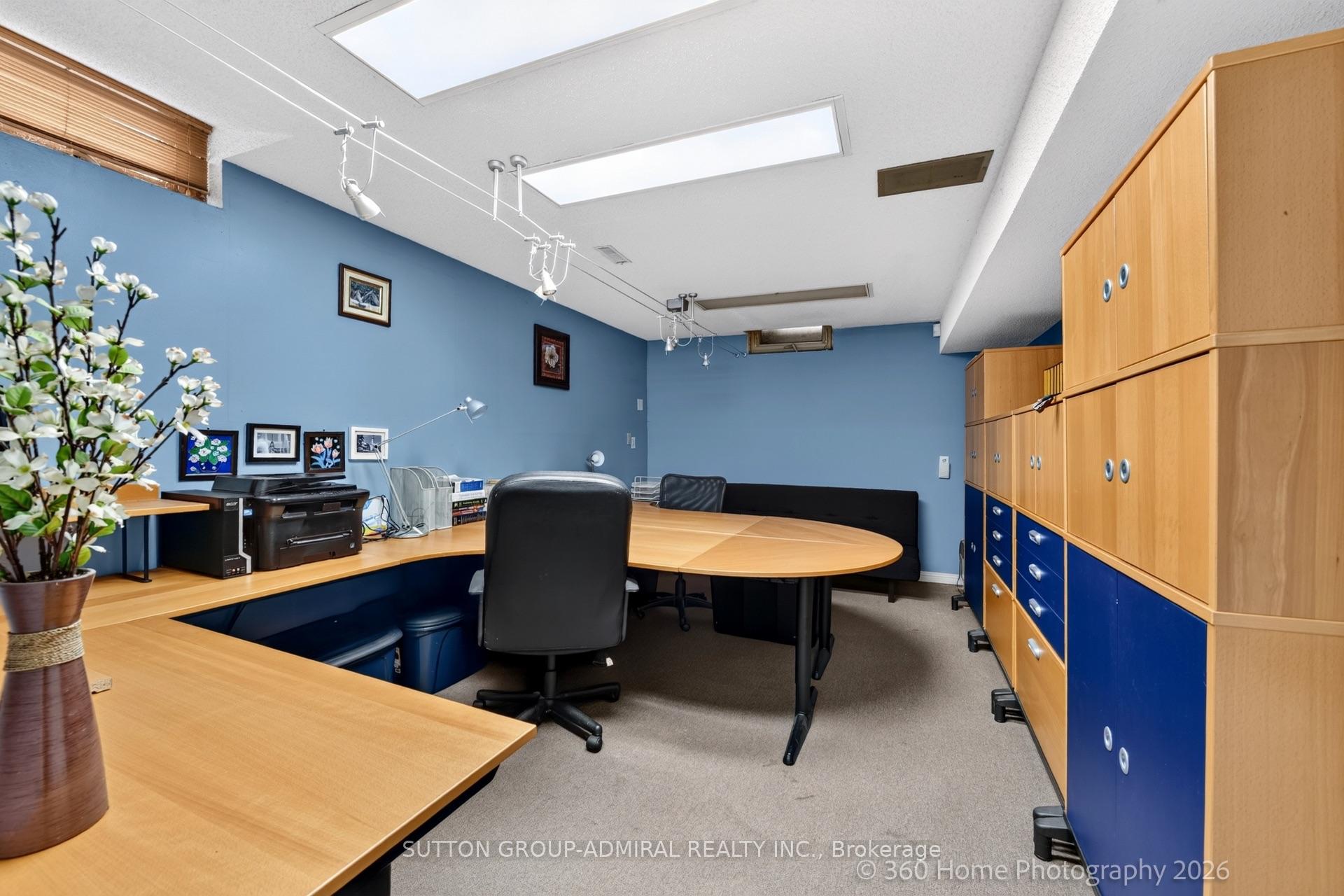 Photo 22 of 193 Wigwoss Drive, Vaughan, East Woodbridge — HOMEH