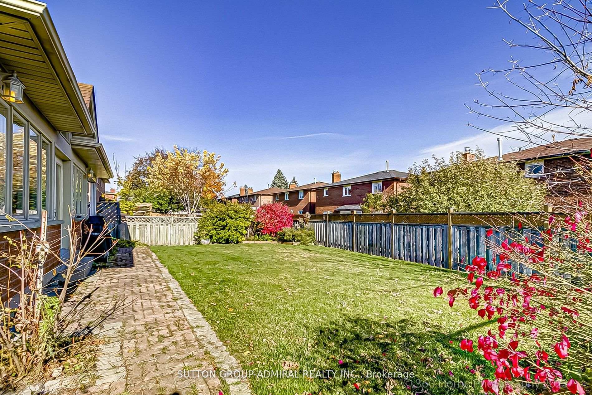Photo 24 of 193 Wigwoss Drive, Vaughan, East Woodbridge — HOMEH