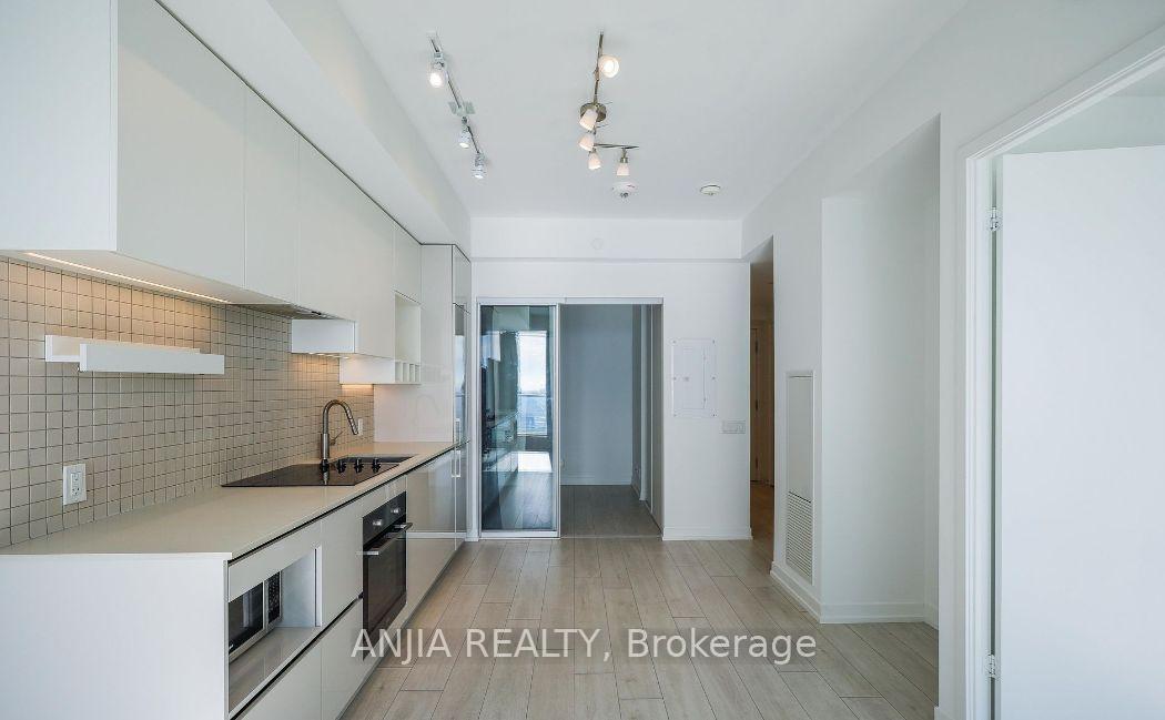 Photo 10 of Unit 2206, 898 Portage Parkway, Vaughan, Vaughan Corporate Centre — HOMEH