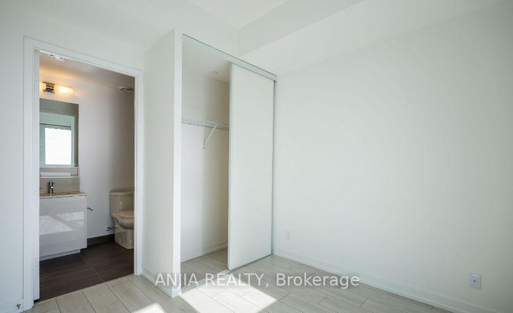 Photo 12 of Unit 2206, 898 Portage Parkway, Vaughan, Vaughan Corporate Centre — HOMEH