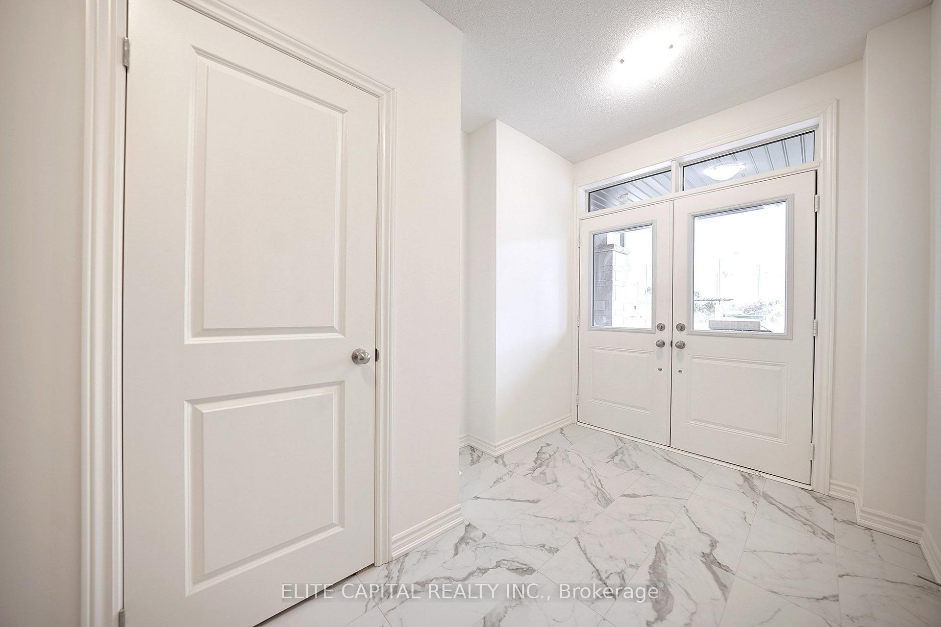 Photo 17 of 84 Holyrood Crescent, Vaughan, Kleinburg — HOMEH