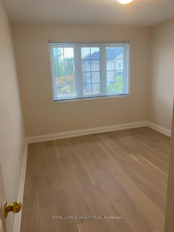Photo 15 of 1812 Castlemore Avenue, Markham, Greensborough — HOMEH