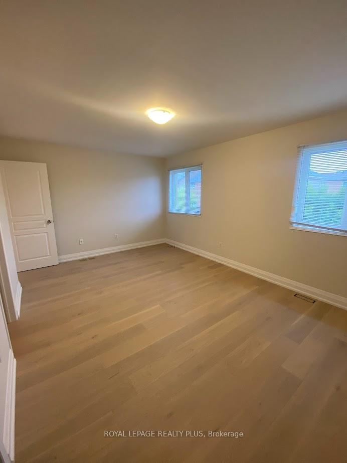 Photo 16 of 1812 Castlemore Avenue, Markham, Greensborough — HOMEH