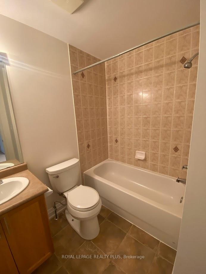 Photo 19 of 1812 Castlemore Avenue, Markham, Greensborough — HOMEH
