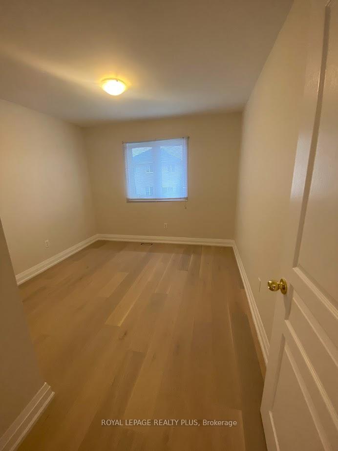 Photo 21 of 1812 Castlemore Avenue, Markham, Greensborough — HOMEH