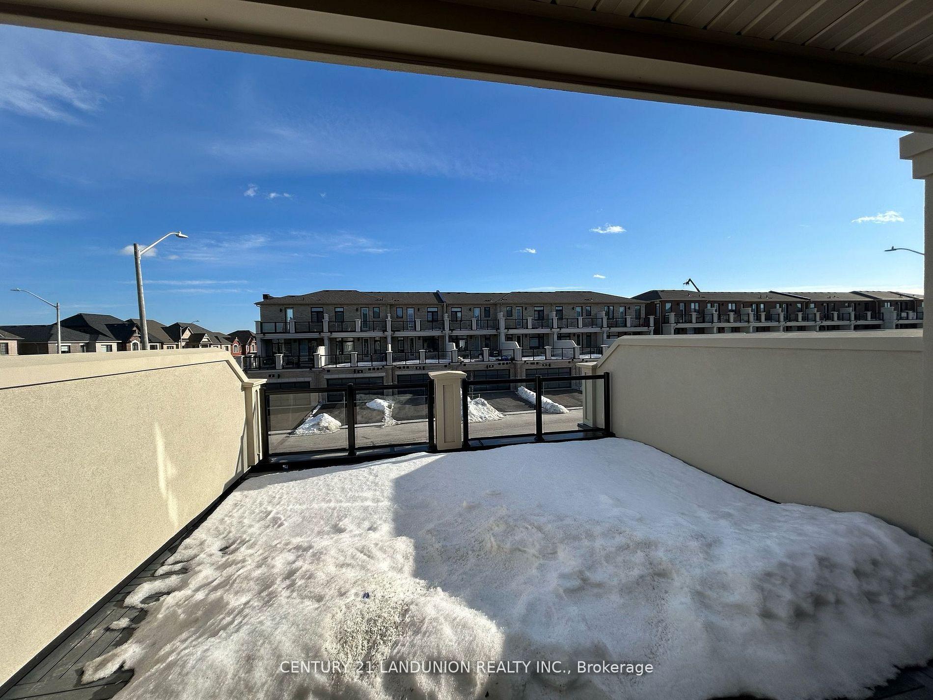 Photo 24 of 111 Mumbai Drive, Markham, Middlefield — HOMEH