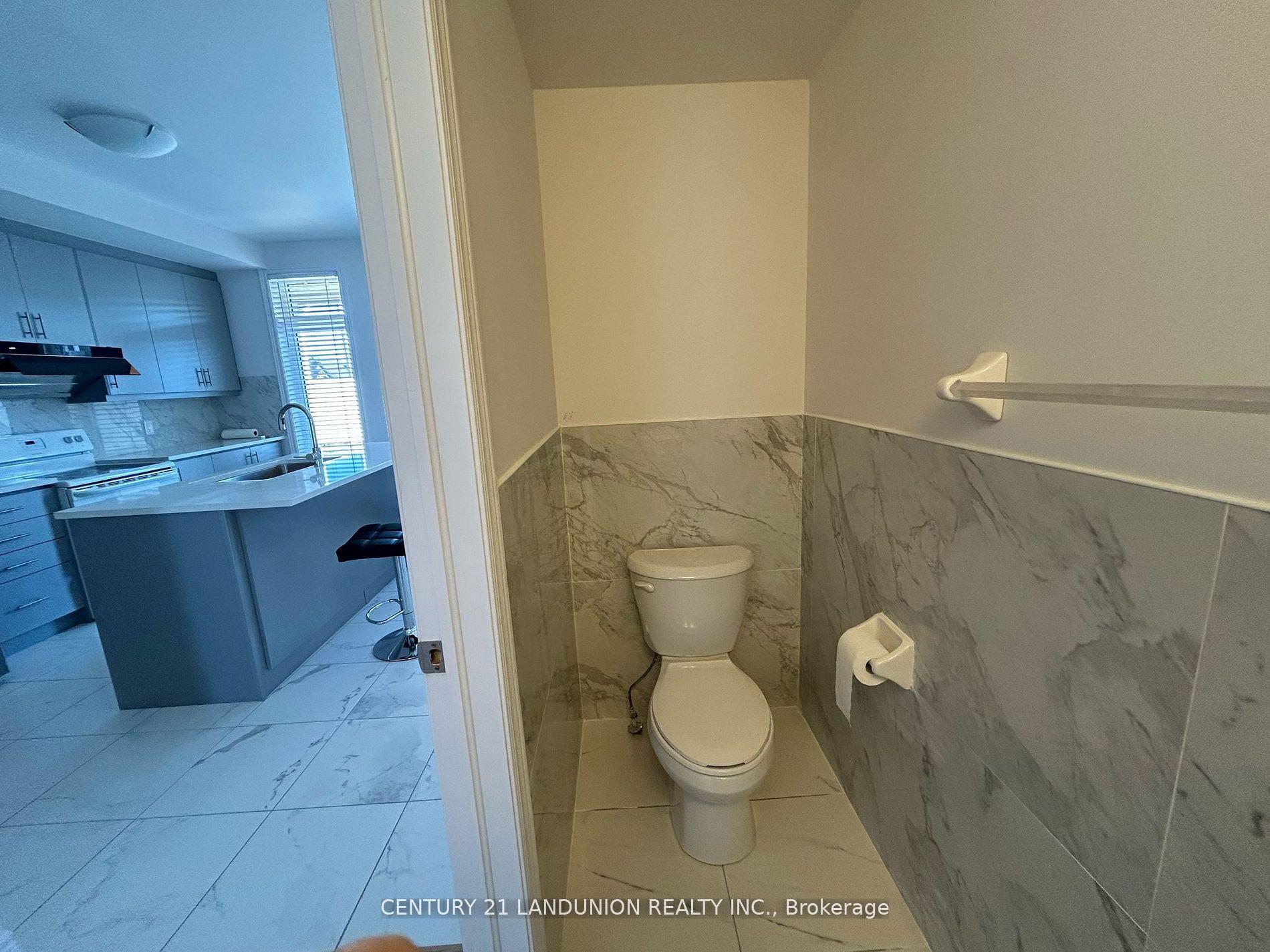 Photo 28 of 111 Mumbai Drive, Markham, Middlefield — HOMEH