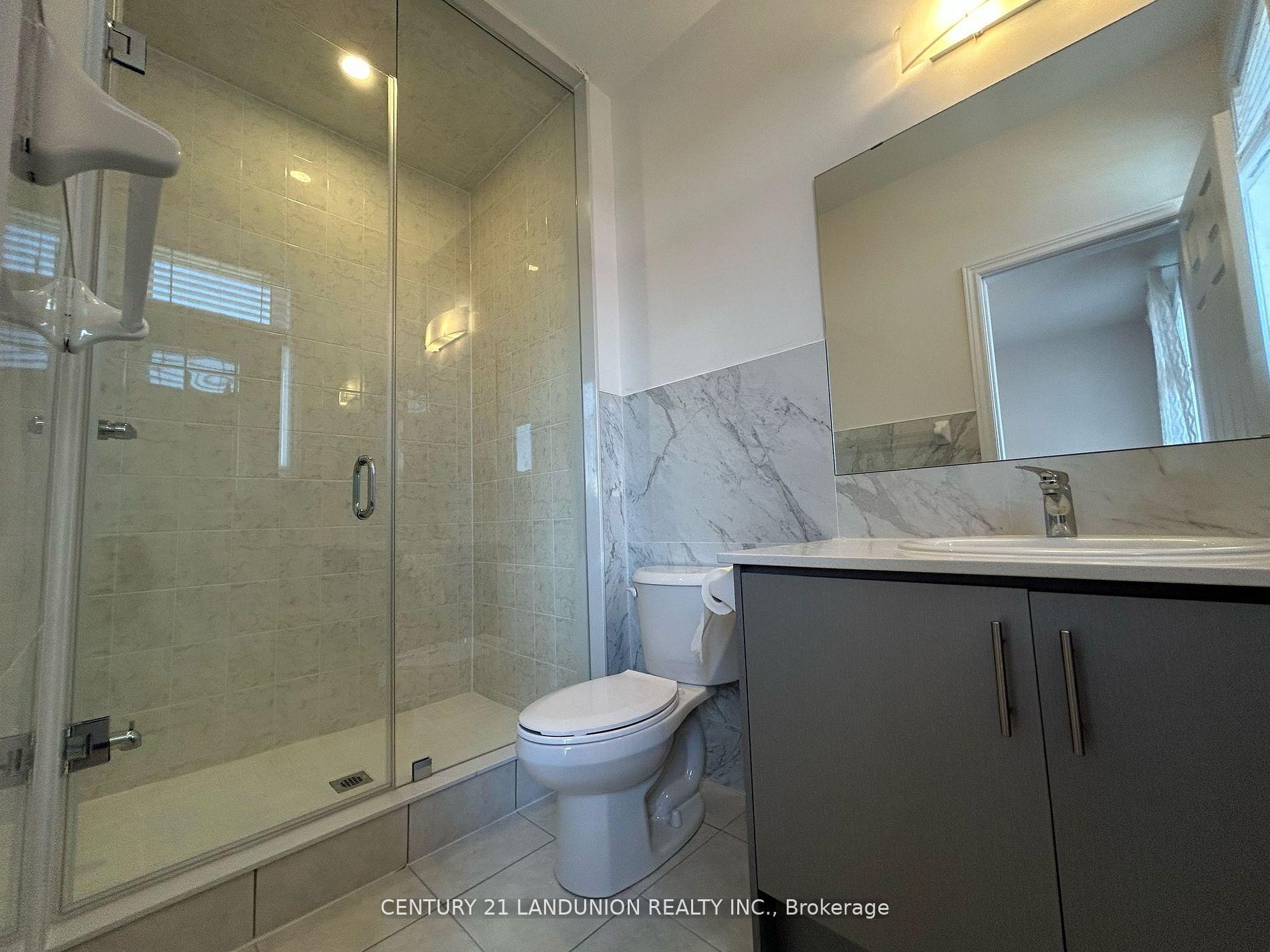 Photo 29 of 111 Mumbai Drive, Markham, Middlefield — HOMEH