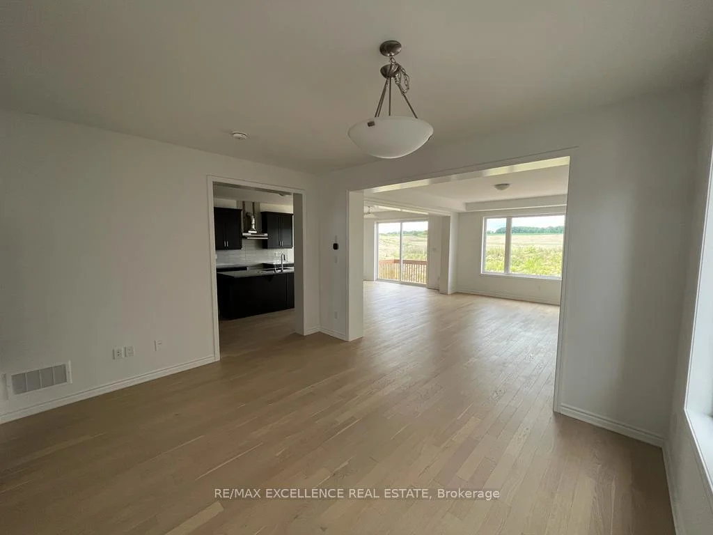 Photo 3 of 146 Forestwalk Street, Kitchener, Huron Park — HOMEH