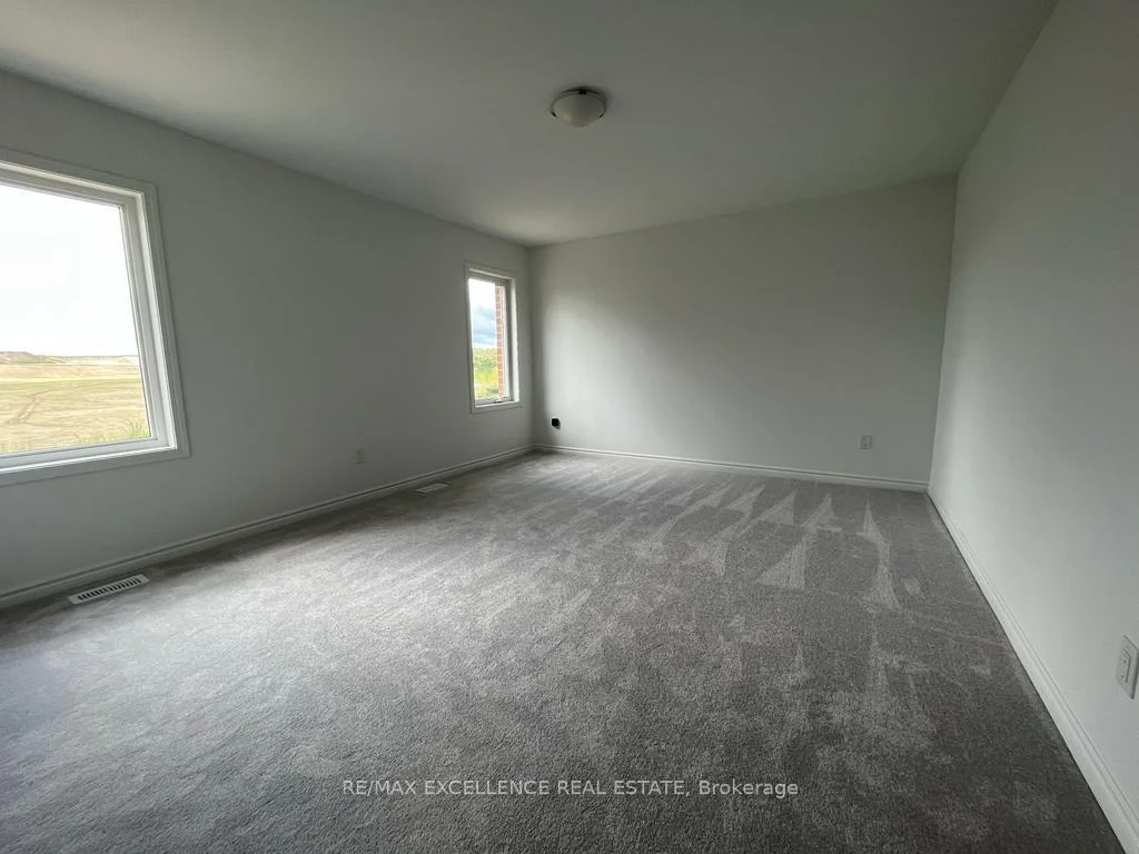 Photo 12 of 146 Forestwalk Street, Kitchener, Huron Park — HOMEH