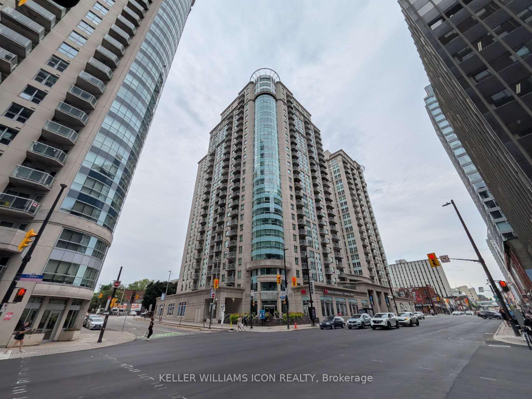 Front of Unit 901, 234 Rideau Street