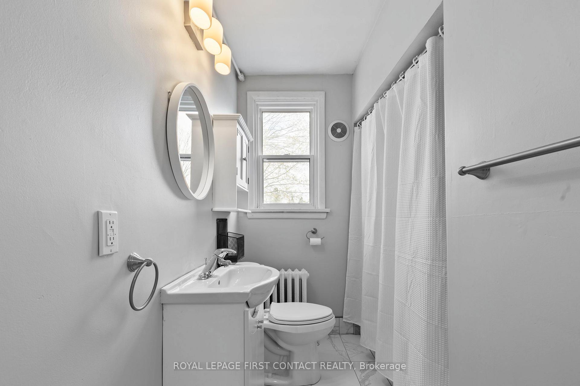 Photo 20 of 134 Napier Street, Barrie, Codrington — HOMEH