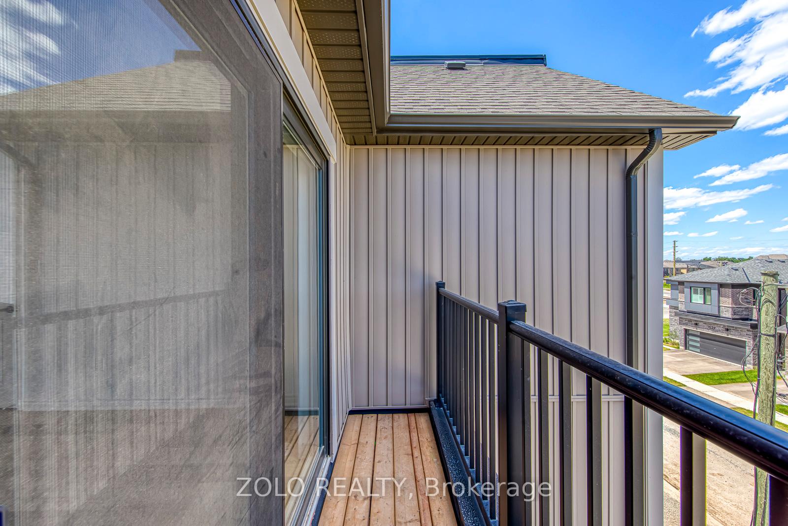 Photo 25 of 1572 Rutland Crescent, Milton, Bowes — HOMEH