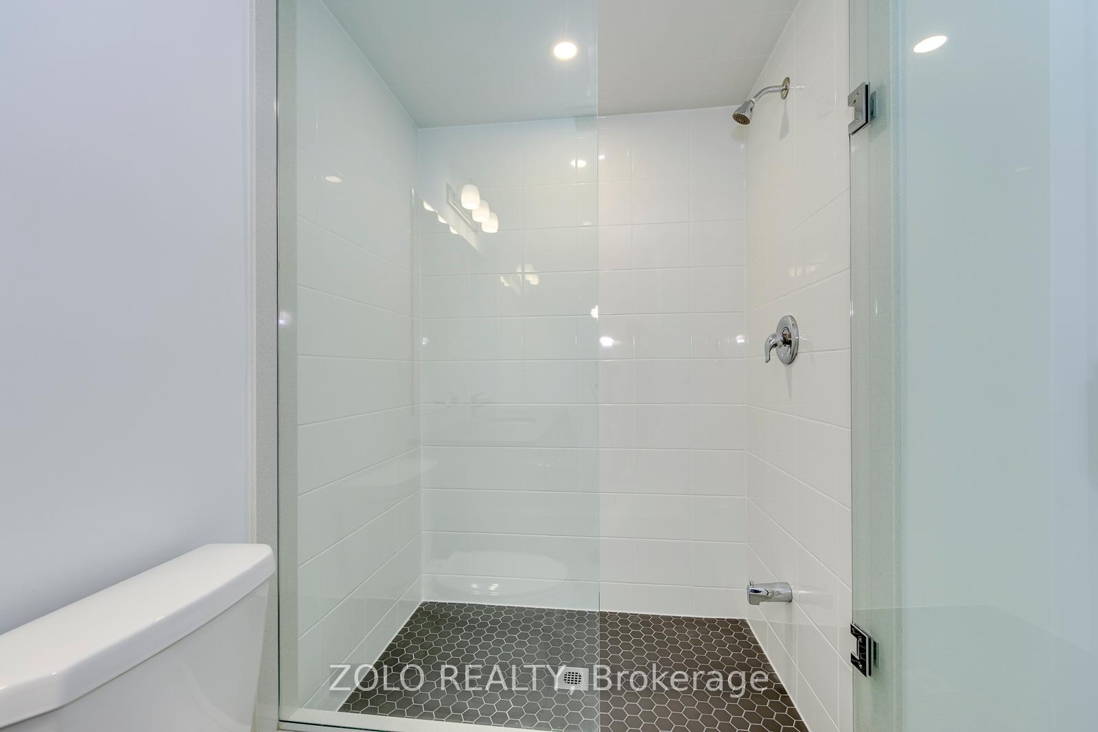 Photo 28 of 1572 Rutland Crescent, Milton, Bowes — HOMEH