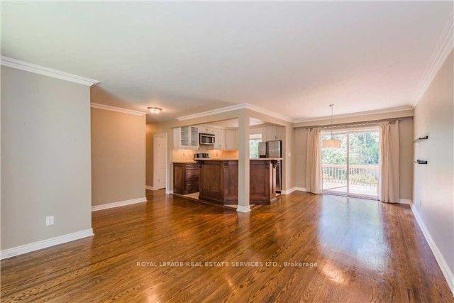 Photo 6 of 248 Snowden Road, Oakville, Bronte — HOMEH