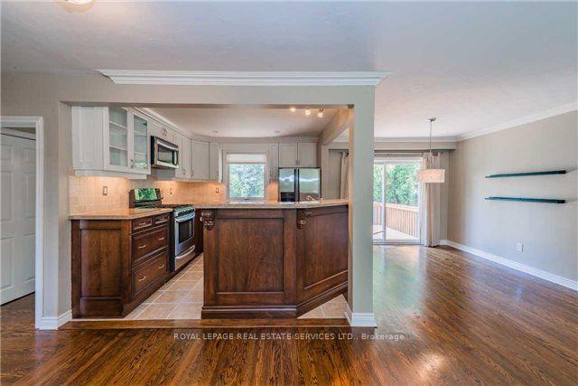 Photo 8 of 248 Snowden Road, Oakville, Bronte — HOMEH
