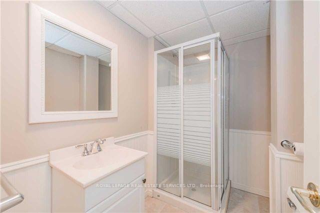 Photo 16 of 248 Snowden Road, Oakville, Bronte — HOMEH