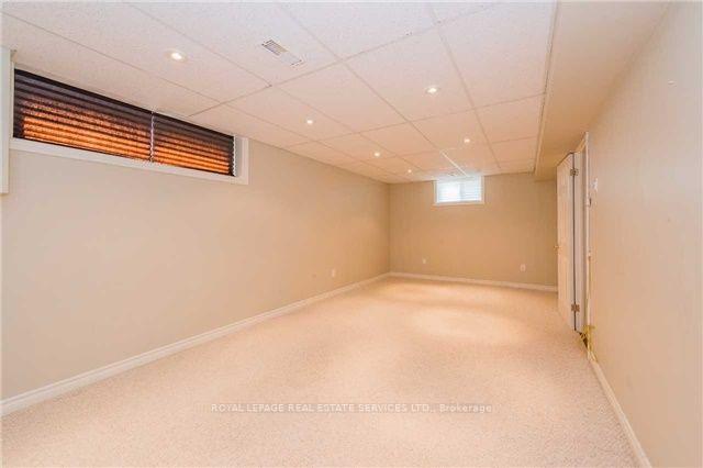 Photo 17 of 248 Snowden Road, Oakville, Bronte — HOMEH