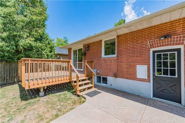 Photo 18 of 248 Snowden Road, Oakville, Bronte — HOMEH