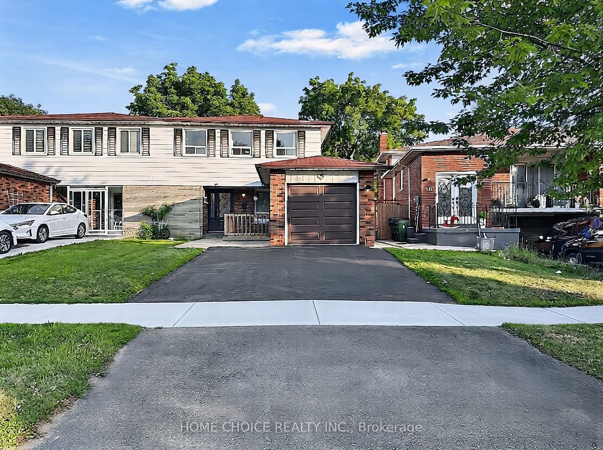 Photo 1 of 38 Robbinstone Drive, Scarborough, Malvern — HOMEH