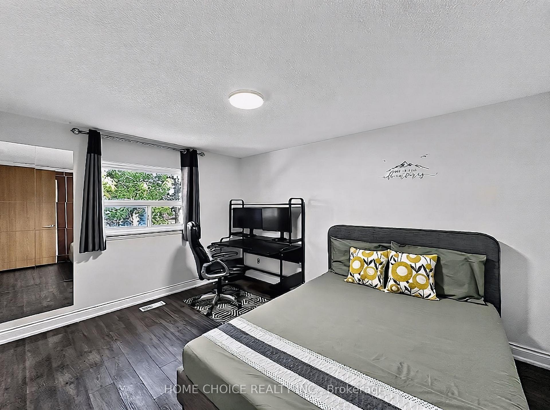 Photo 24 of 38 Robbinstone Drive, Scarborough, Malvern — HOMEH