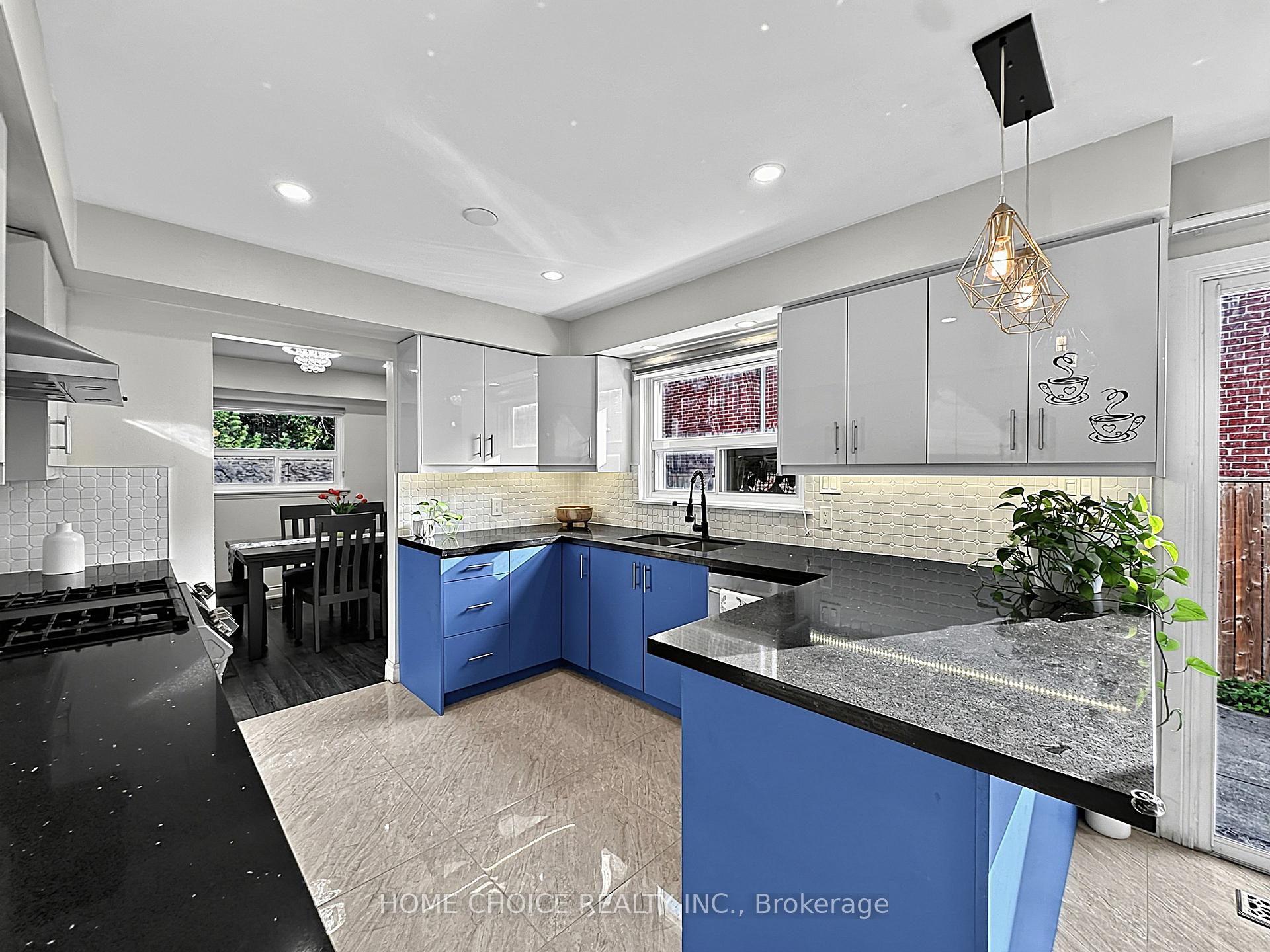 Photo 12 of 38 Robbinstone Drive, Scarborough, Malvern — HOMEH