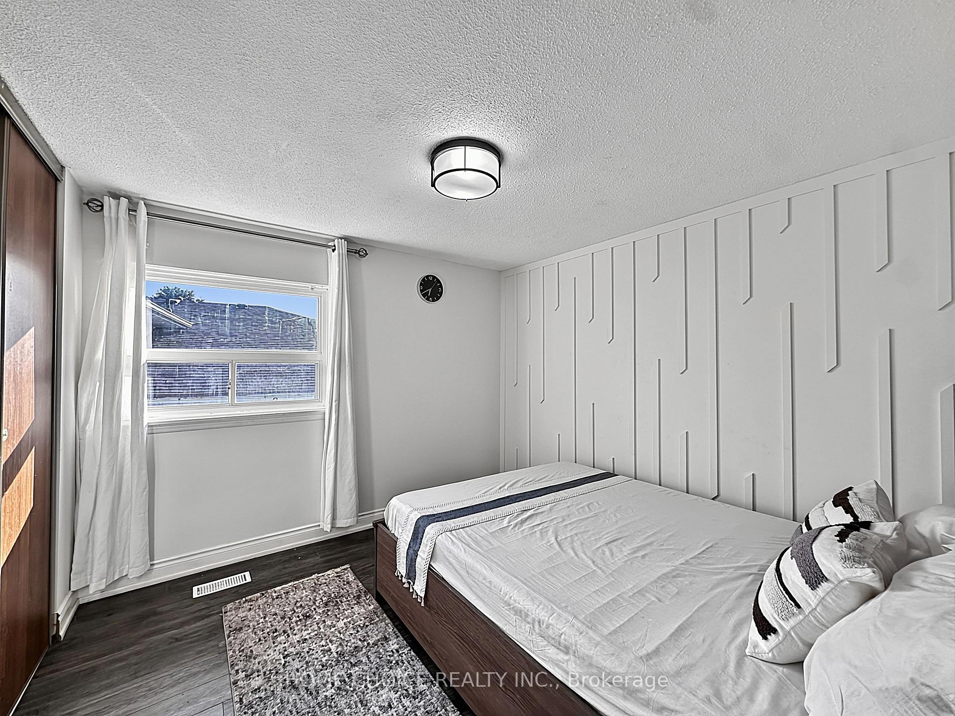 Photo 27 of 38 Robbinstone Drive, Scarborough, Malvern — HOMEH