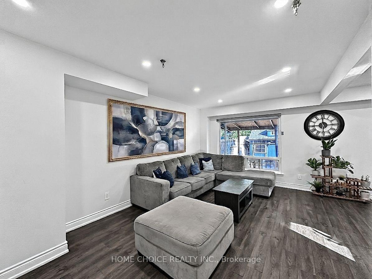 Photo 6 of 38 Robbinstone Drive, Scarborough, Malvern — HOMEH