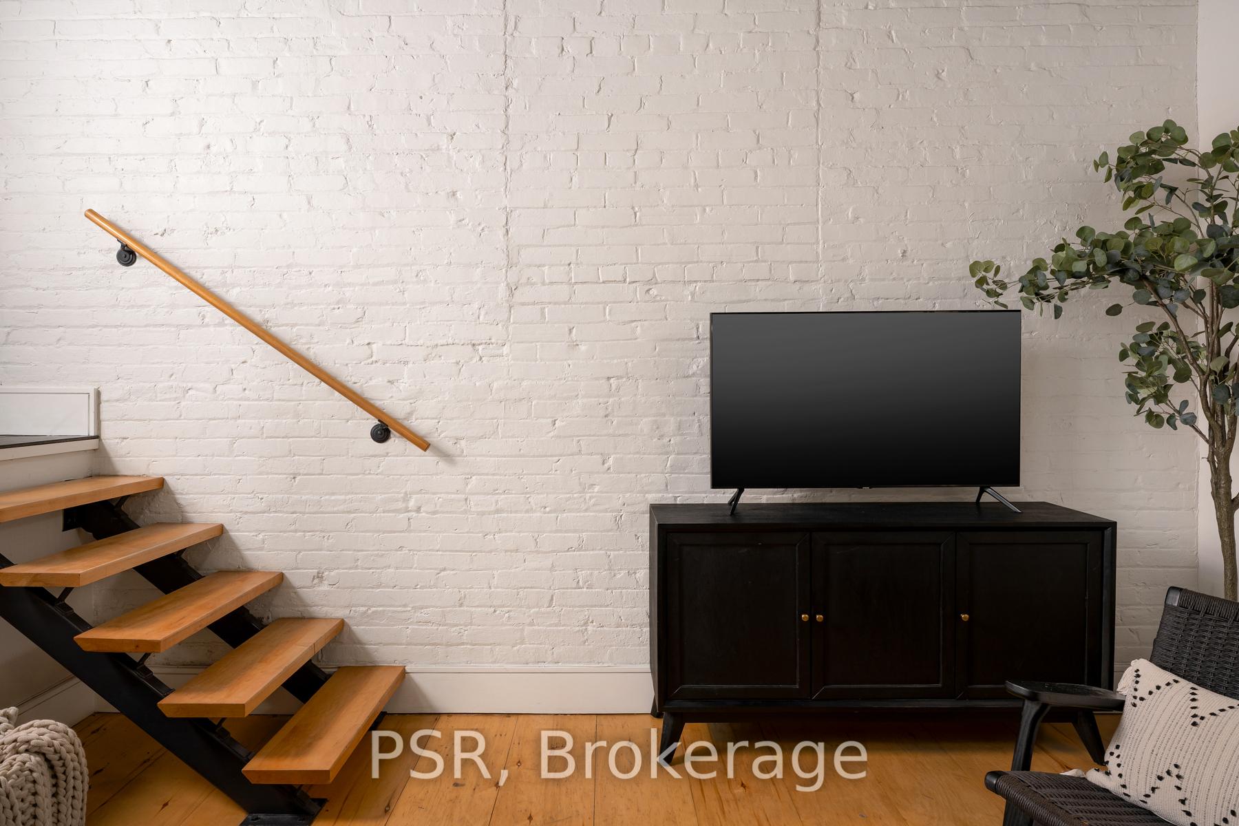 Photo 9 of Unit 8, 20 Brockton Avenue, Toronto, Little Portugal — HOMEH