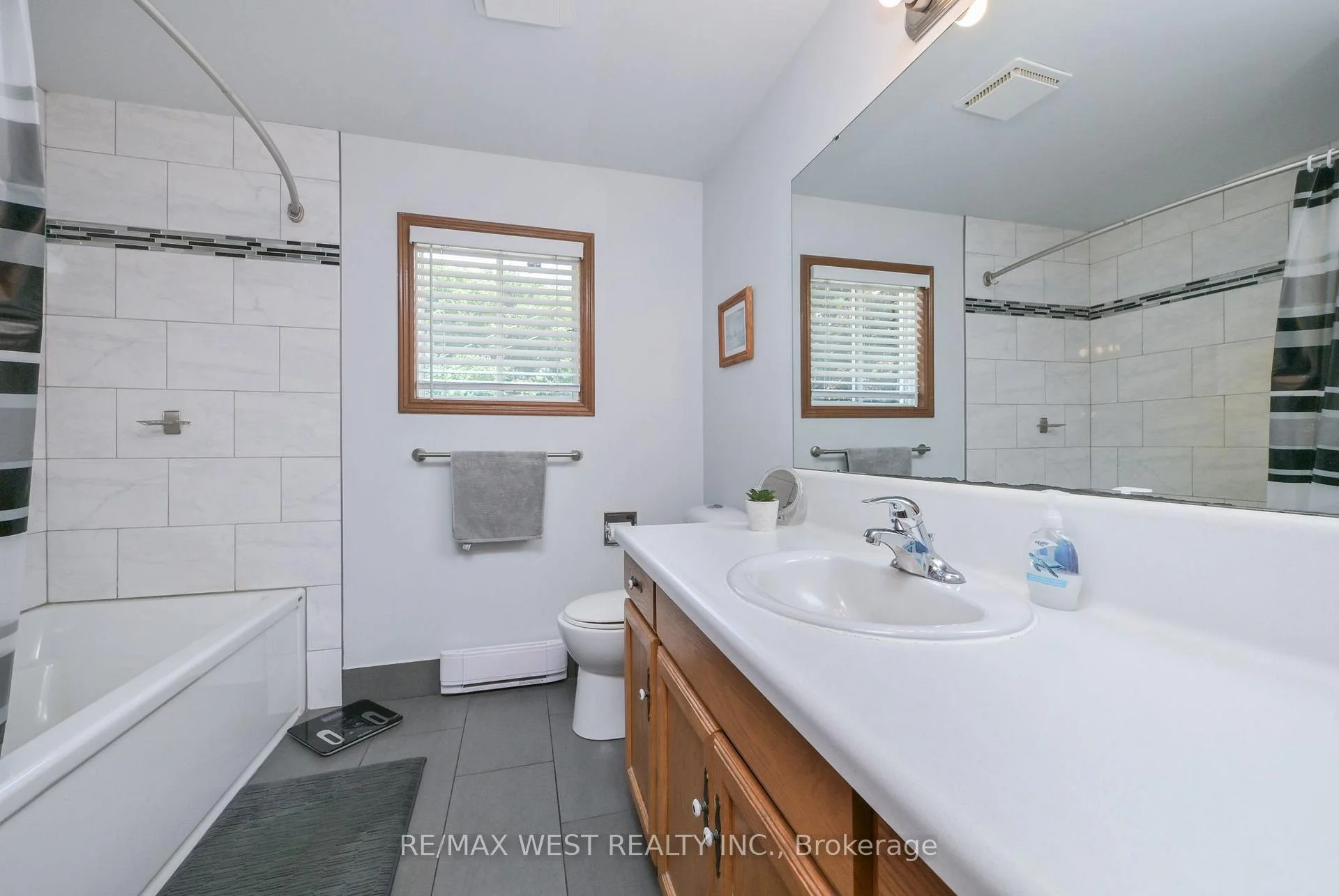 Photo 15 of 5775 Boston Mills Road, Caledon, Caledon East — HOMEH