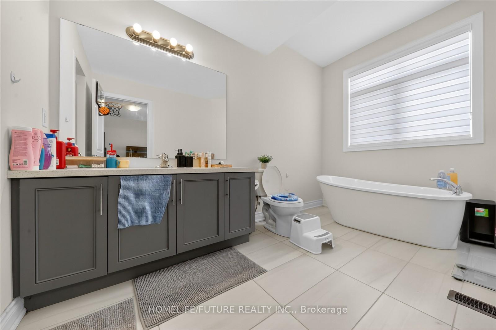 Photo 15 of 6 Ryler Way, Markham, Cedarwood — HOMEH