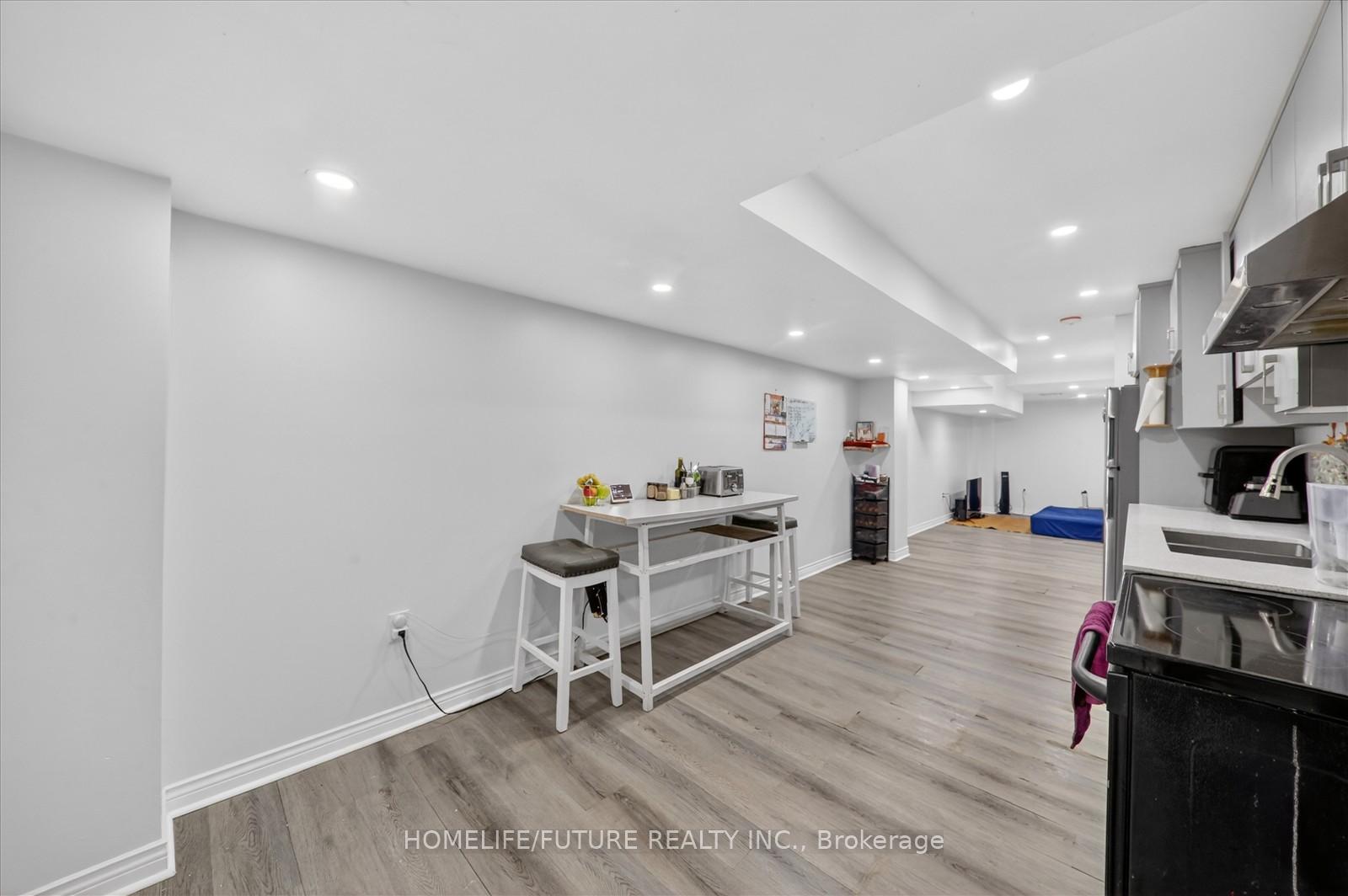 Photo 26 of 6 Ryler Way, Markham, Cedarwood — HOMEH